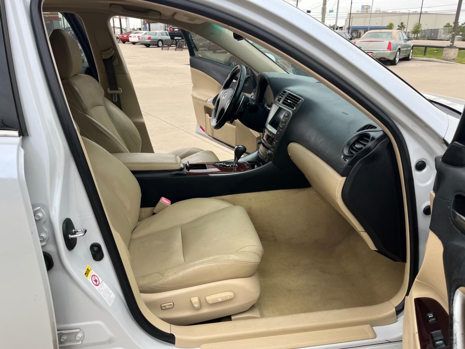 2008 white /TAN Lexus IS IS 250 6-Speed Manual (JTHBK262285) with an 2.5L V6 24V DOHC engine, 6-Speed Manual Overdrive transmission, located at 14700 Tomball Parkway 249, Houston, TX, 77086, (281) 444-2200, 29.928619, -95.504074 - Photo #11